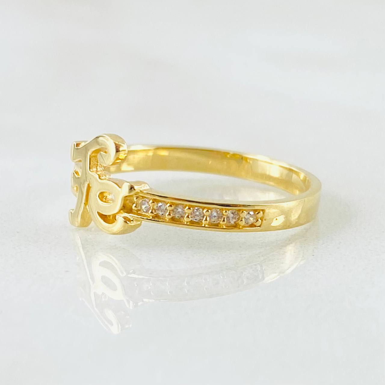 Anillo Fe 2gr / T6 1/2 / Oro Amarillo 18K *
