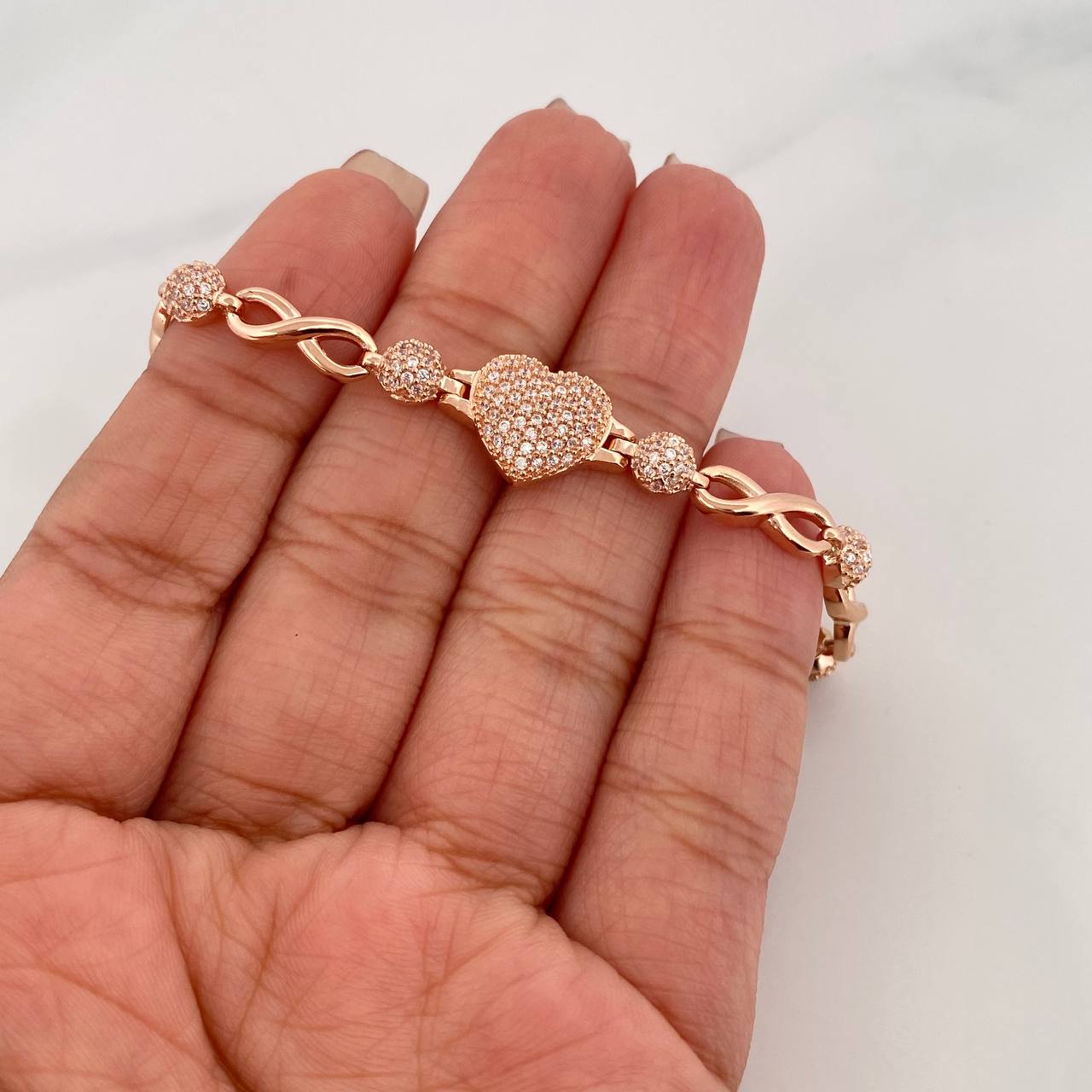 Pulso Infinito Corazones 11.45g / 7 in / 5mm Oro Rosa 18K