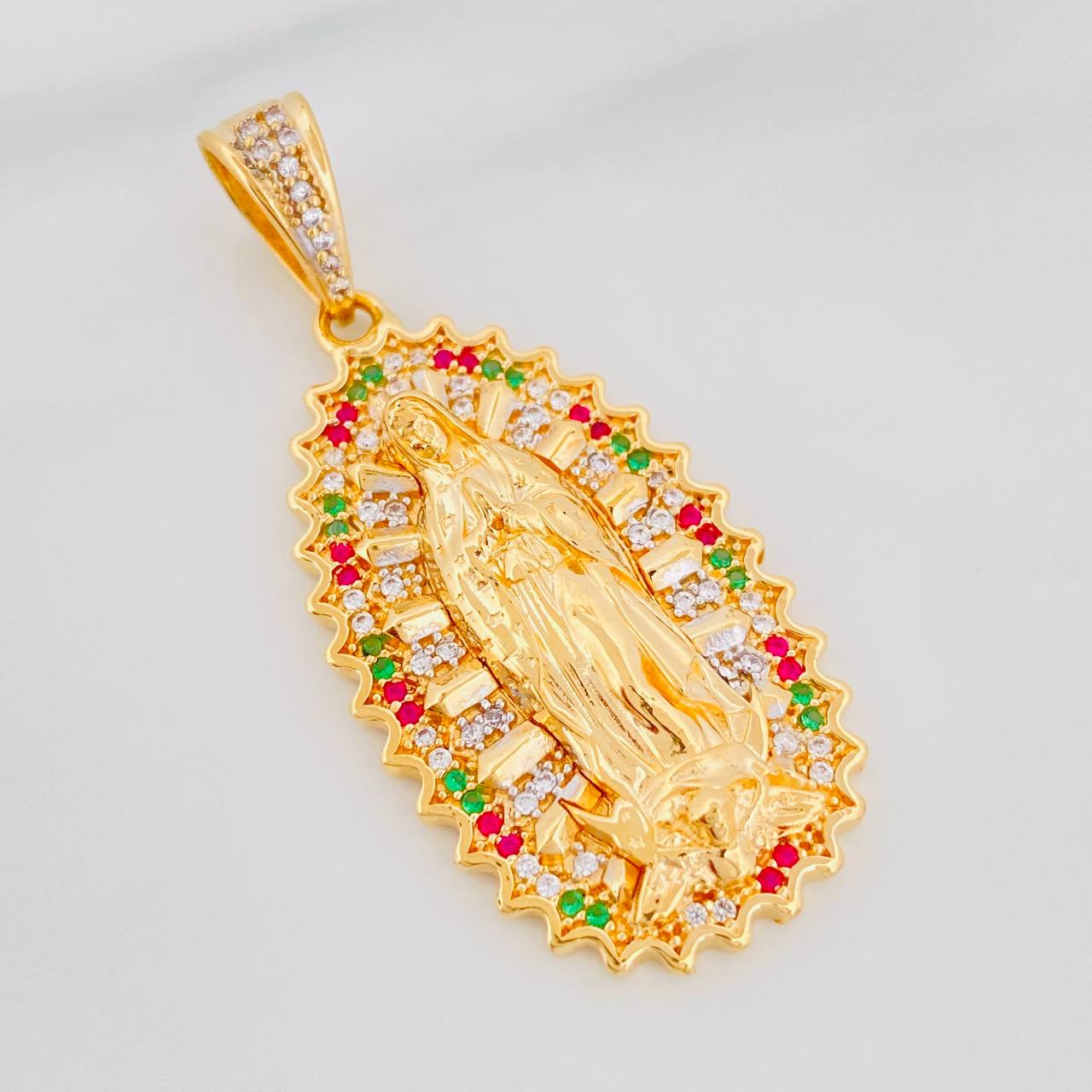 Dije Virgen Guadalupe 8.2g / 1 3/4 in Oro Amarillo 18K