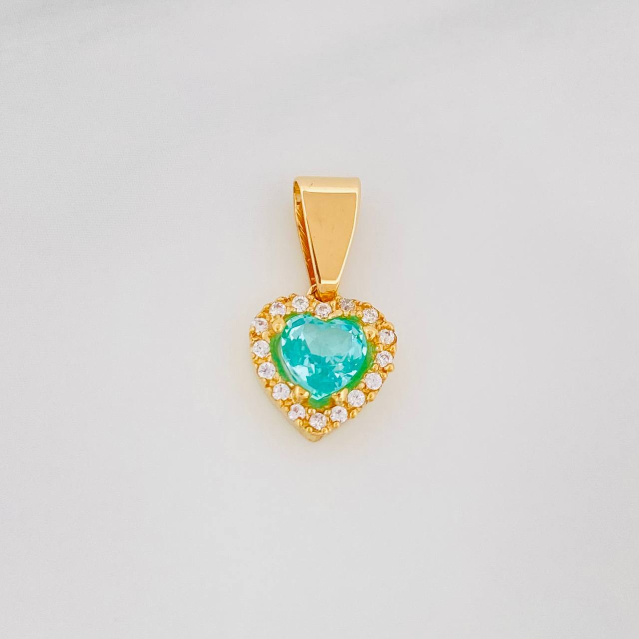Dije Halo Corazón 1.15g / 3/4 in Oro Amarillo 18K