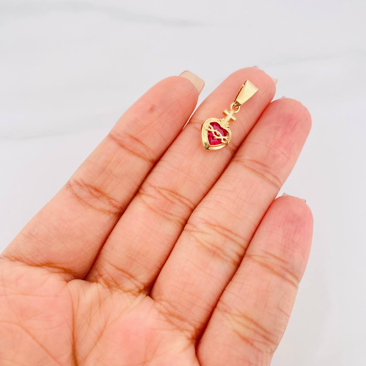 Dije Sagrado Corazón de Jesús 1.45g / 3/4 in Oro Amarillo 18K