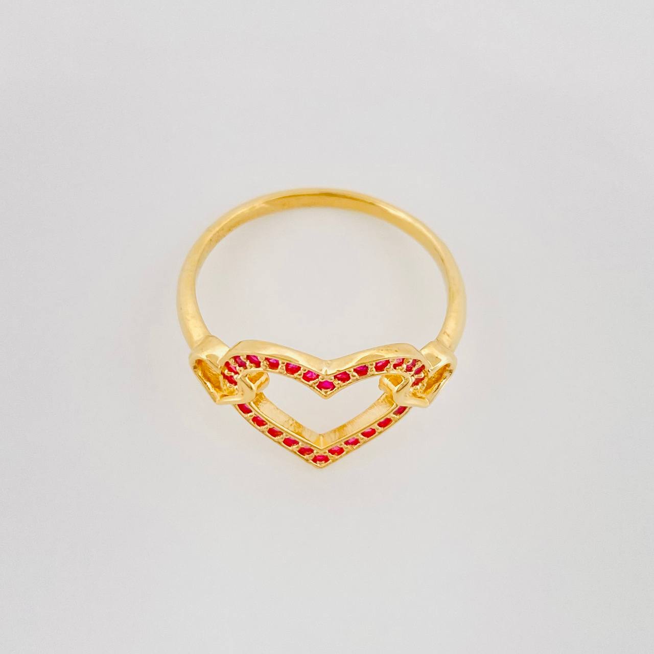 Anillo Silueta Corazones 2.2g / T6 1/2 Oro Amarillo 18K