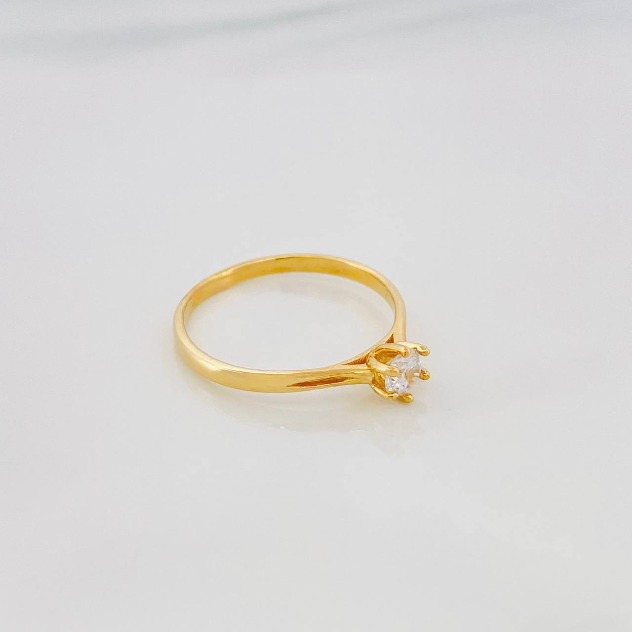 Solitaire Ring 1.7g / T7 1/4 Yellow Gold 18K