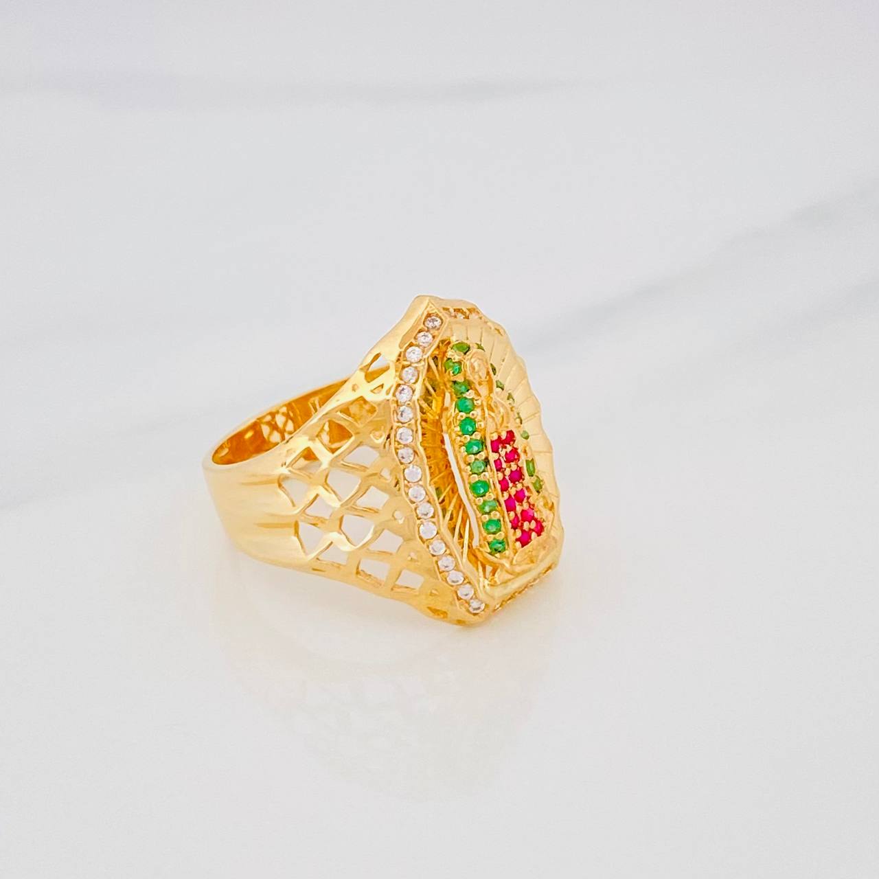 Virgin Guadalupe Ring 4.95g / Size 7 3/4 Yellow Gold 18K