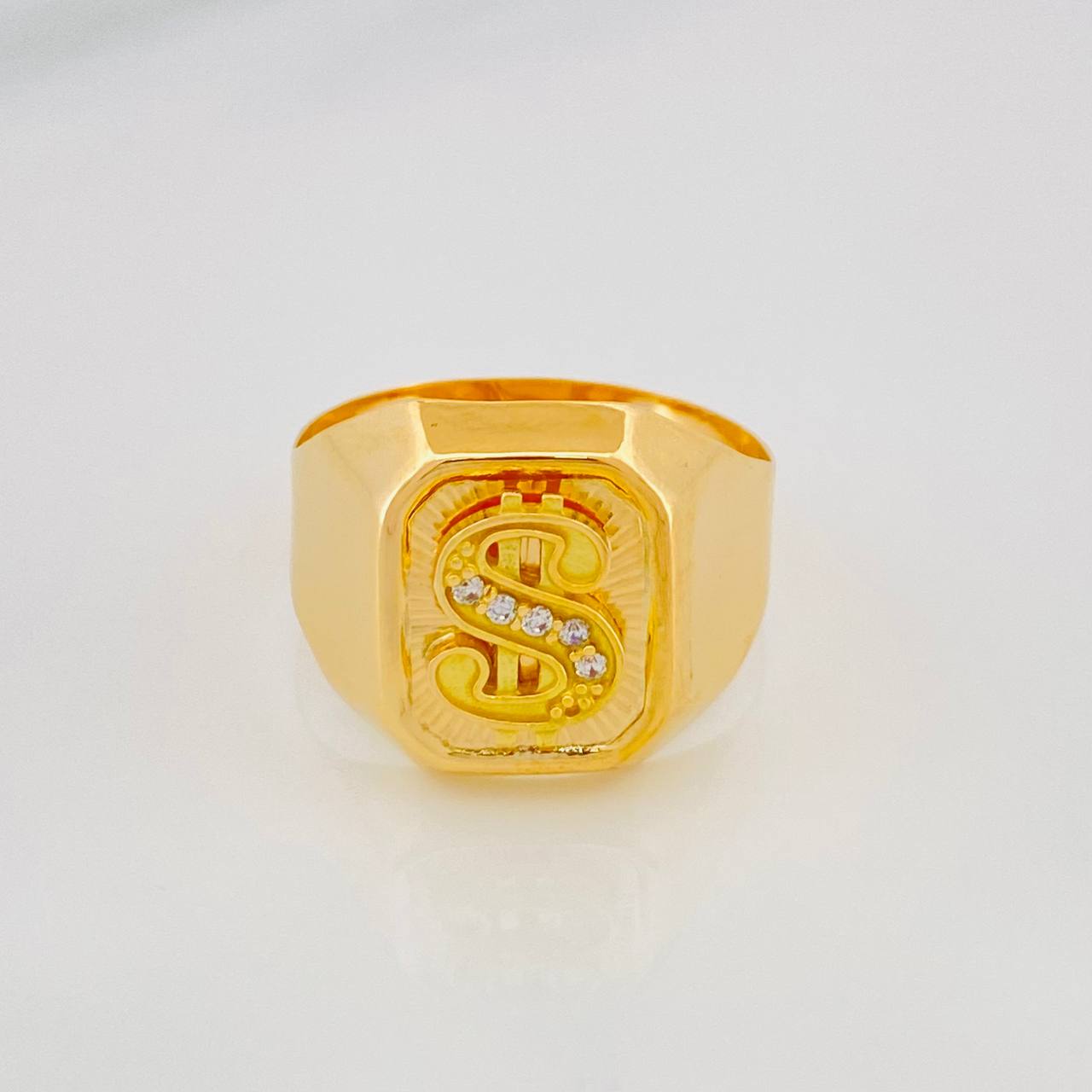 Ring Sign Weight 4.2g / T9 Yellow Gold 18K