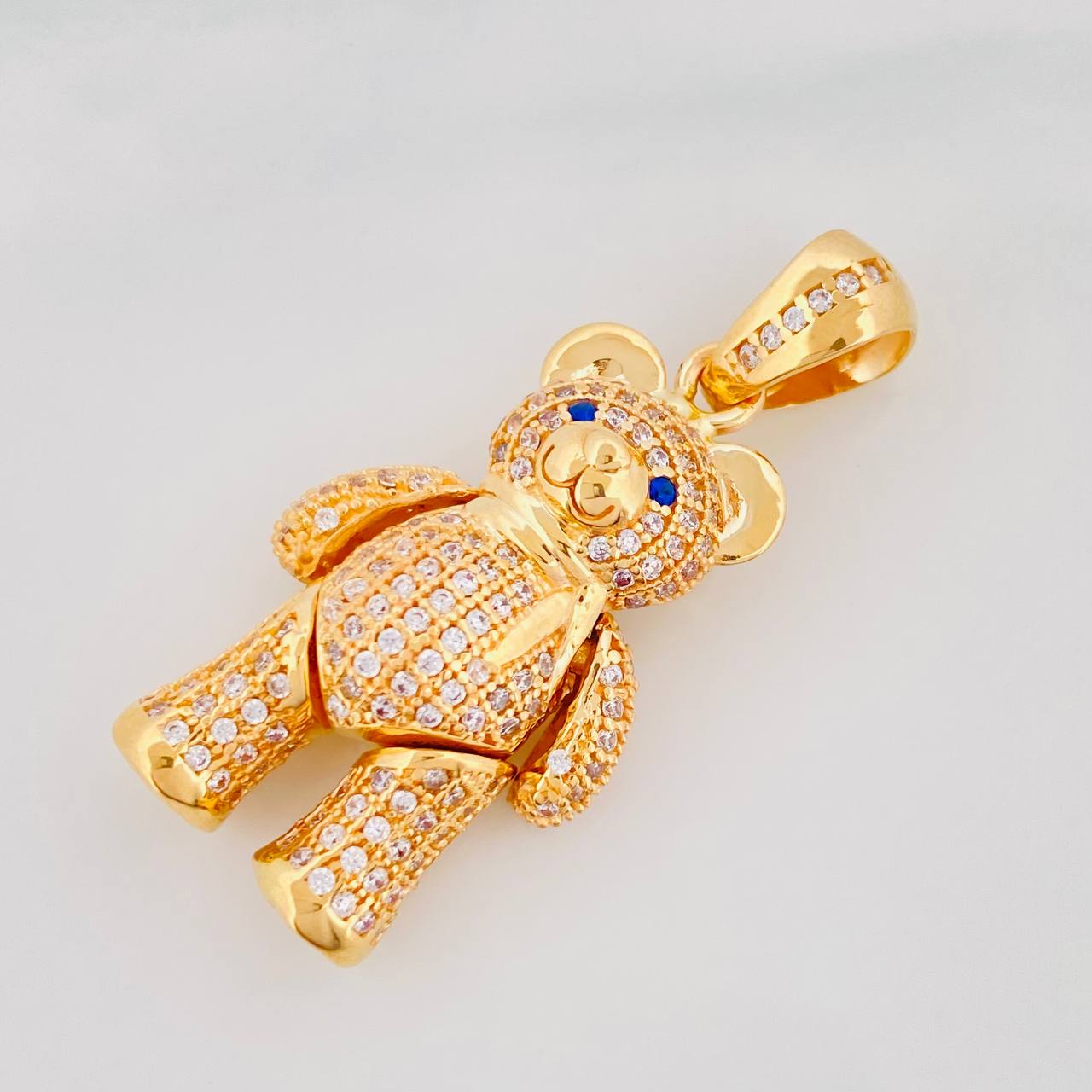 Pendant Articulated Bear with Scarf 8.85g / 1 1/2 in 18K Yellow Gold