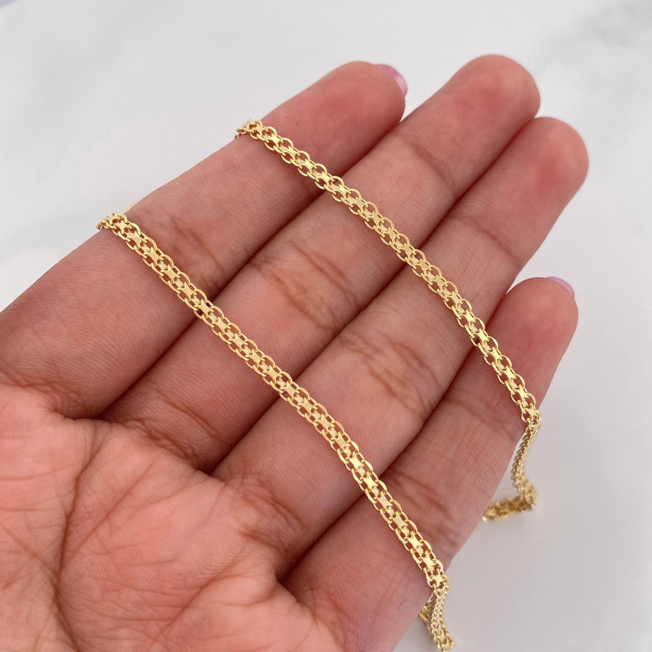 Cadena China 8.85 g / 24 in / 2.4 mm Oro Amarillo 18K