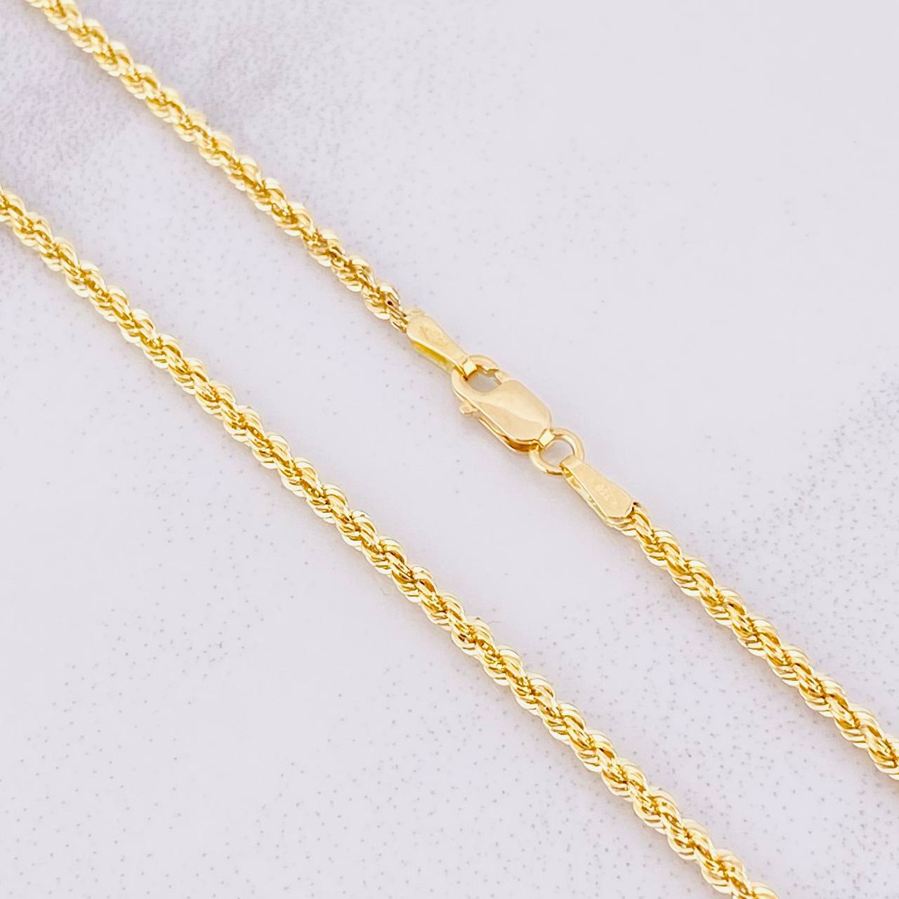 Cadena Lazo 3.65g / 24 in / 2.1mm Oro Amarillo 18K