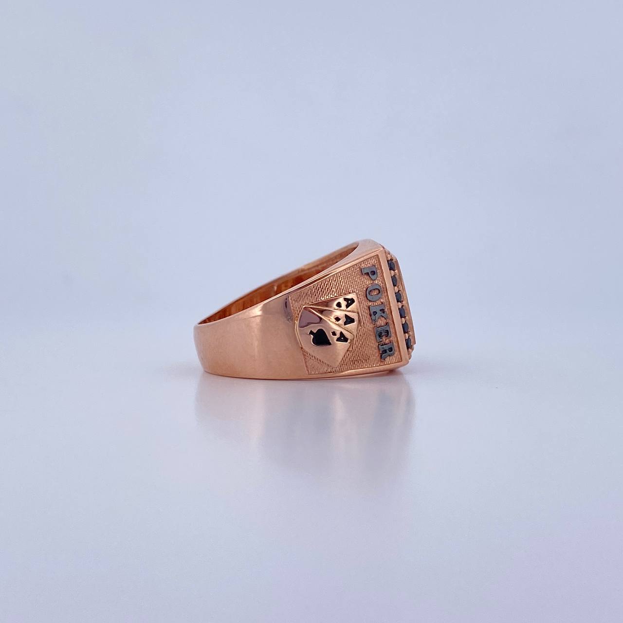Poker Ring 9.15gr / Size 9 1/2 / Fuchsia and Black Zircons Two Black and Pink 18K Gold $
