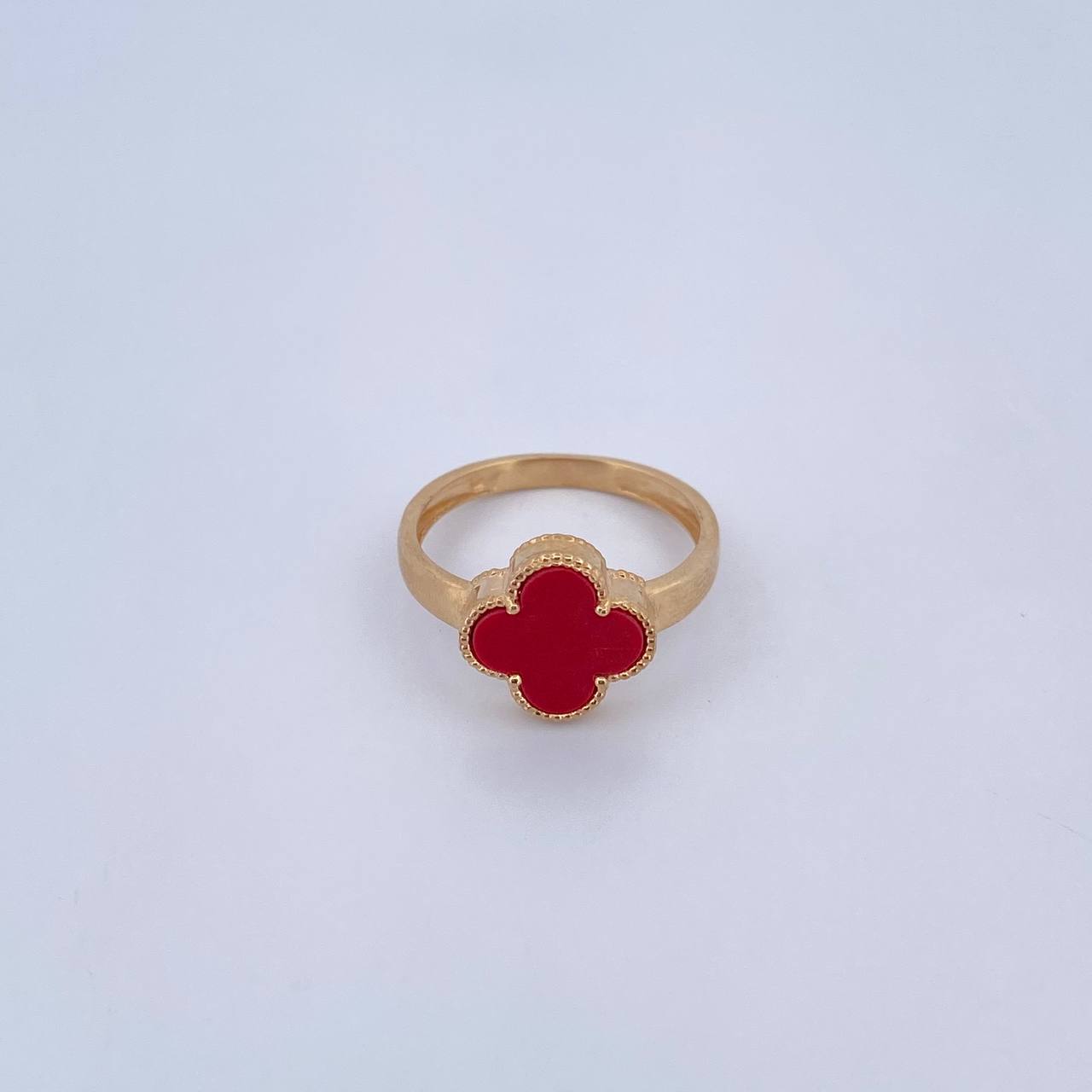 Anillo Trebol  2.75gr / T7 1/4 / Piedra Roja Oro Amarillo Nac.Esp. 18K &