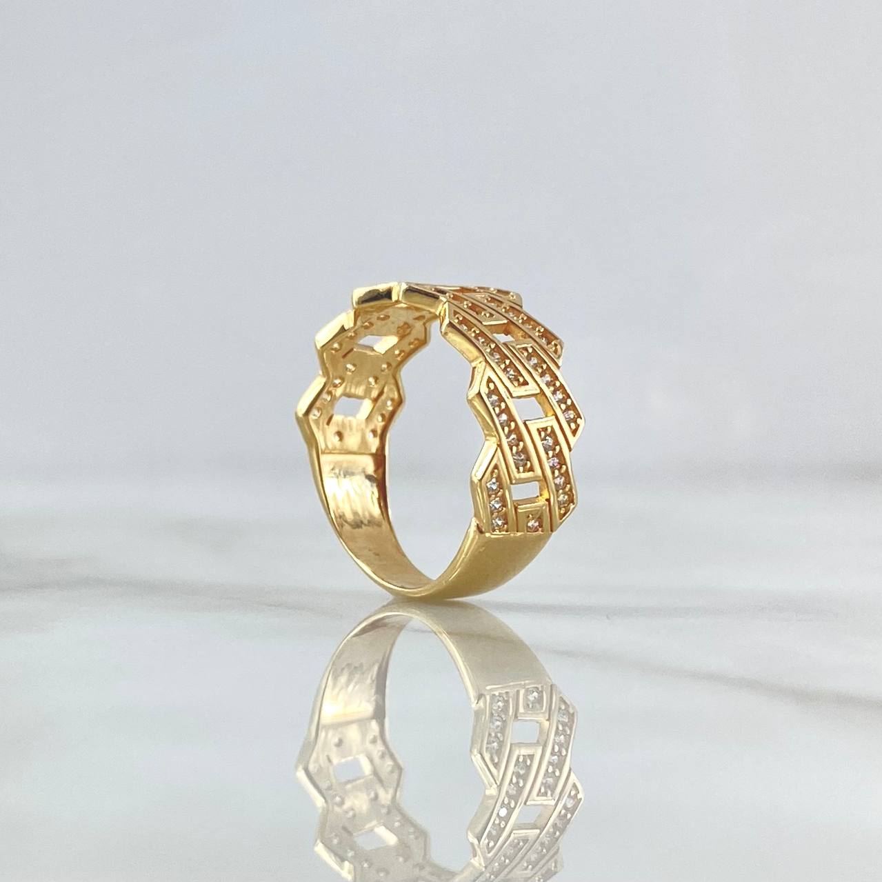 Cuban Ring 3.6gr / T5 1/2 / White Zircons 18K Yellow Gold
