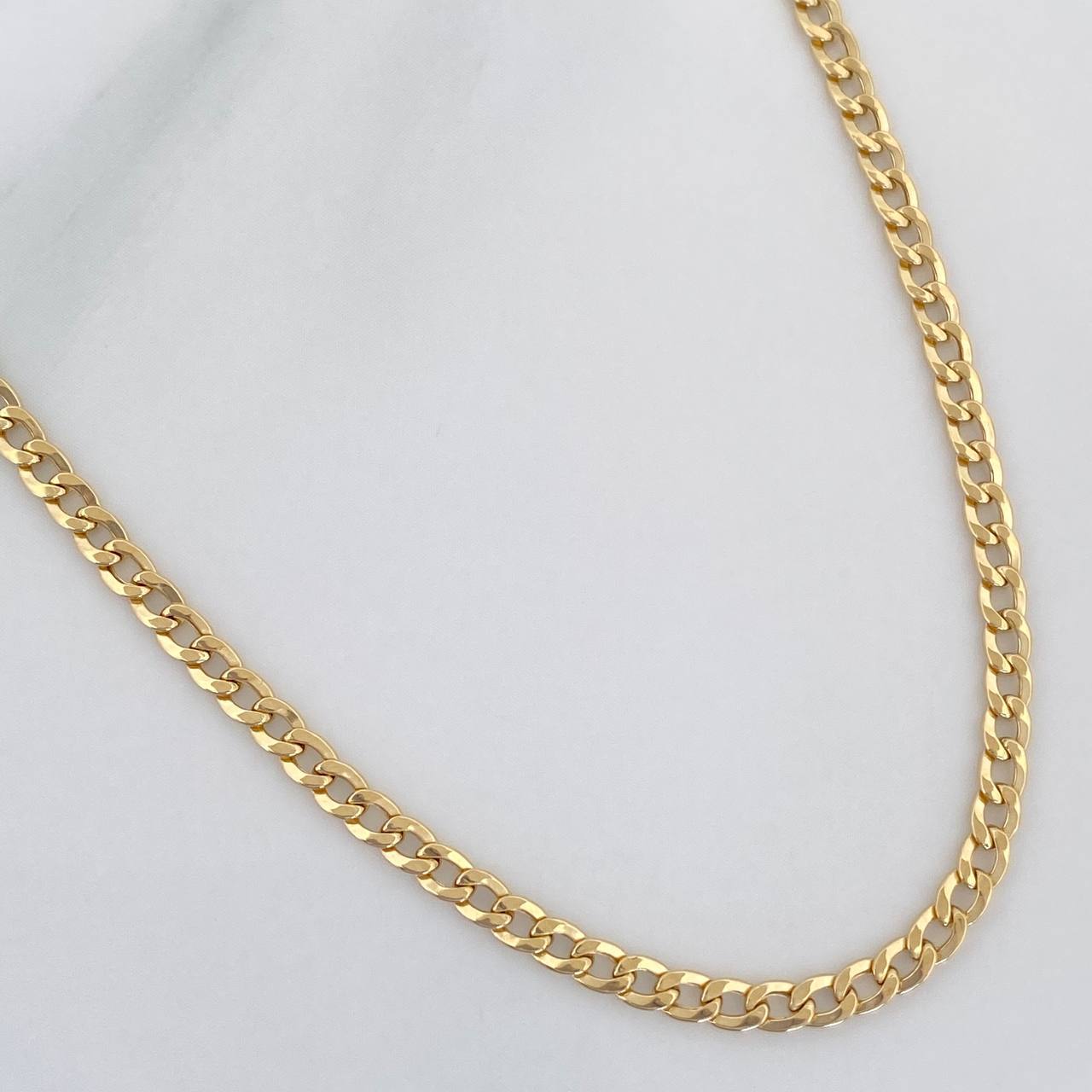 Cadena Cubana 2 g / 16 in / 2.43 mm Oro Amarillo 18K