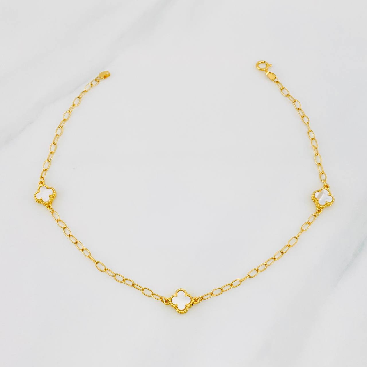 Tobillera Cajón Trebol 3.45g / 9 3/4 in / 2.3mm Oro Amarillo 18K
