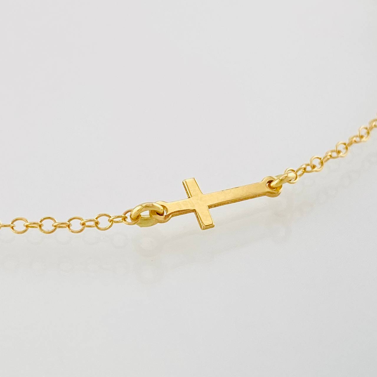 Pulso Modulable Aro Seguido Cruz 1.4g / 6 in - 6 3/4 in / 1.3mm Oro Amarillo 18K