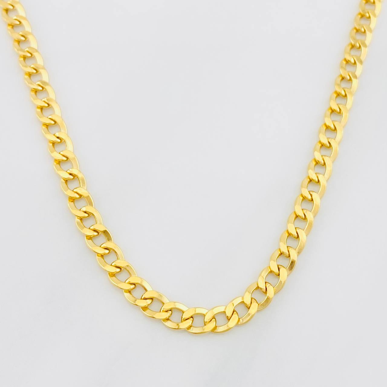 Cadena Cubana 10.15g / 24 in / 4.1mm Oro Amarillo 18K
