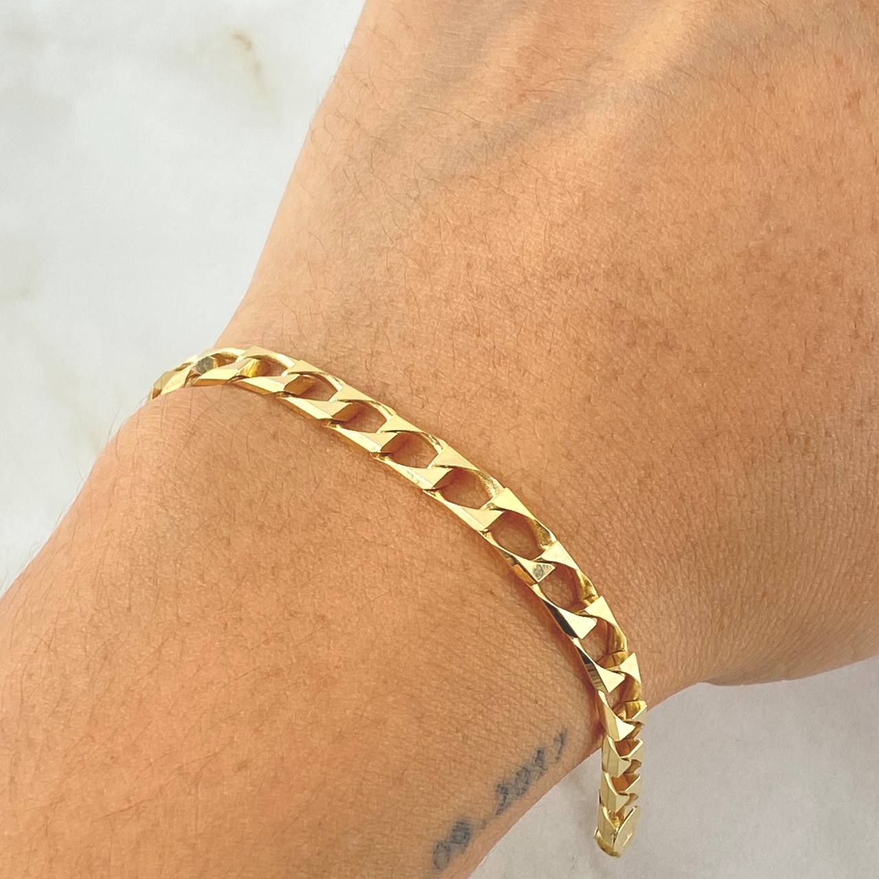 Bracelet 13.9gr / 8.7in / +1 18K Gold
