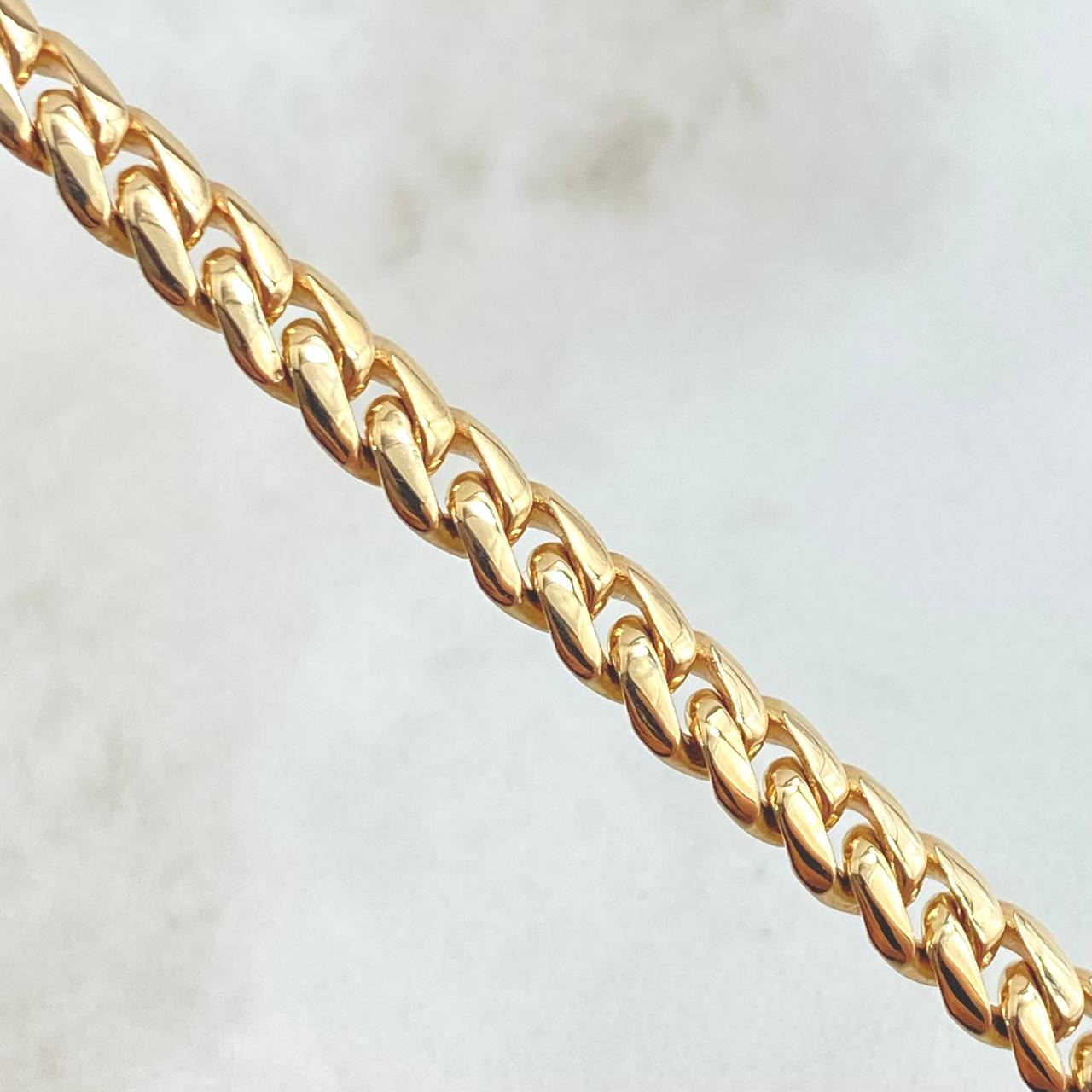 Cuban Links 78.65gr / 27.6in / Nac.Esp. 18K Gold ©