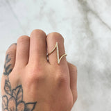 Perpendicular Line Ring 1.5gr / T5 1/2 / White Zircons Yellow Gold 18K