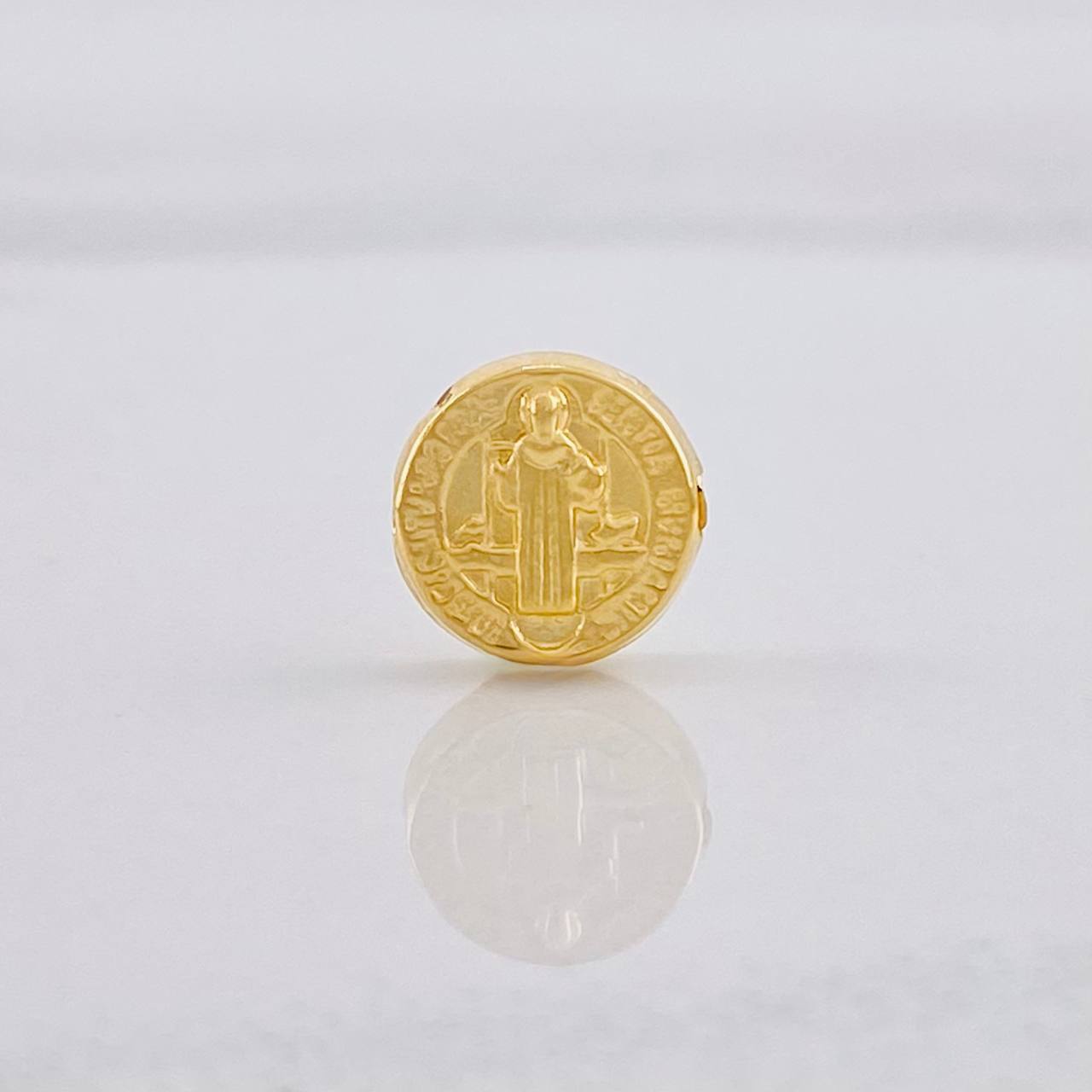 Herraje San Benito 0.4g / 1/4 in Oro Amarillo 18K
