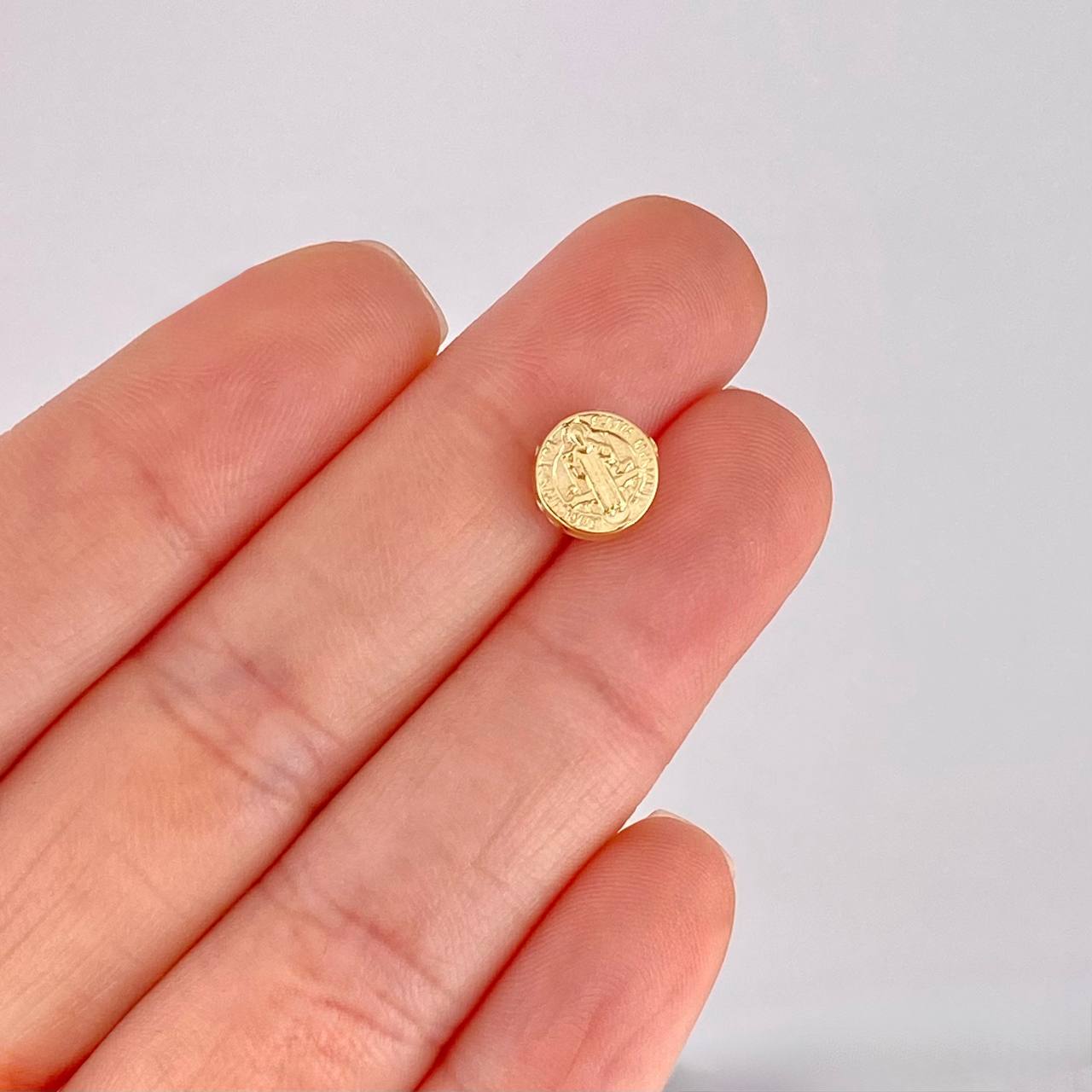 Herraje San Benito 0.4g / 1/4 in Oro Amarillo 18K