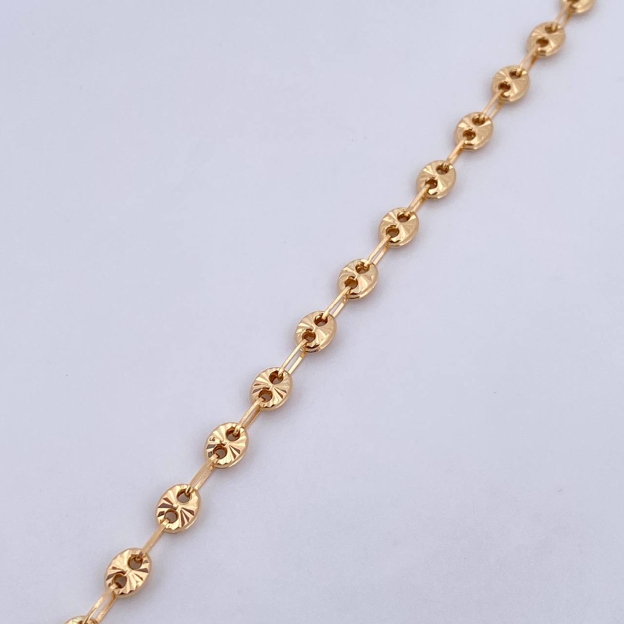 Ankle bracelet GC 5.2gr / 25.6cm / 4mm Diamond Cut 18K Yellow Gold $