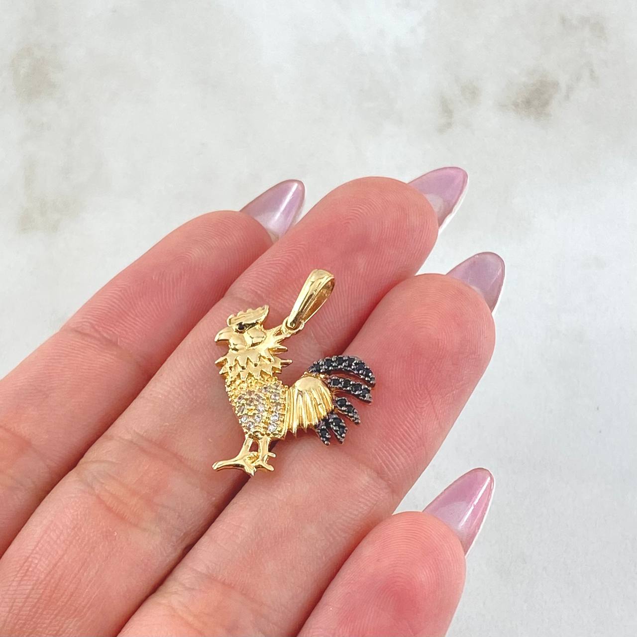 Dije Gallo 2.1gr / 1 in / Oro Amarillo 18K ©