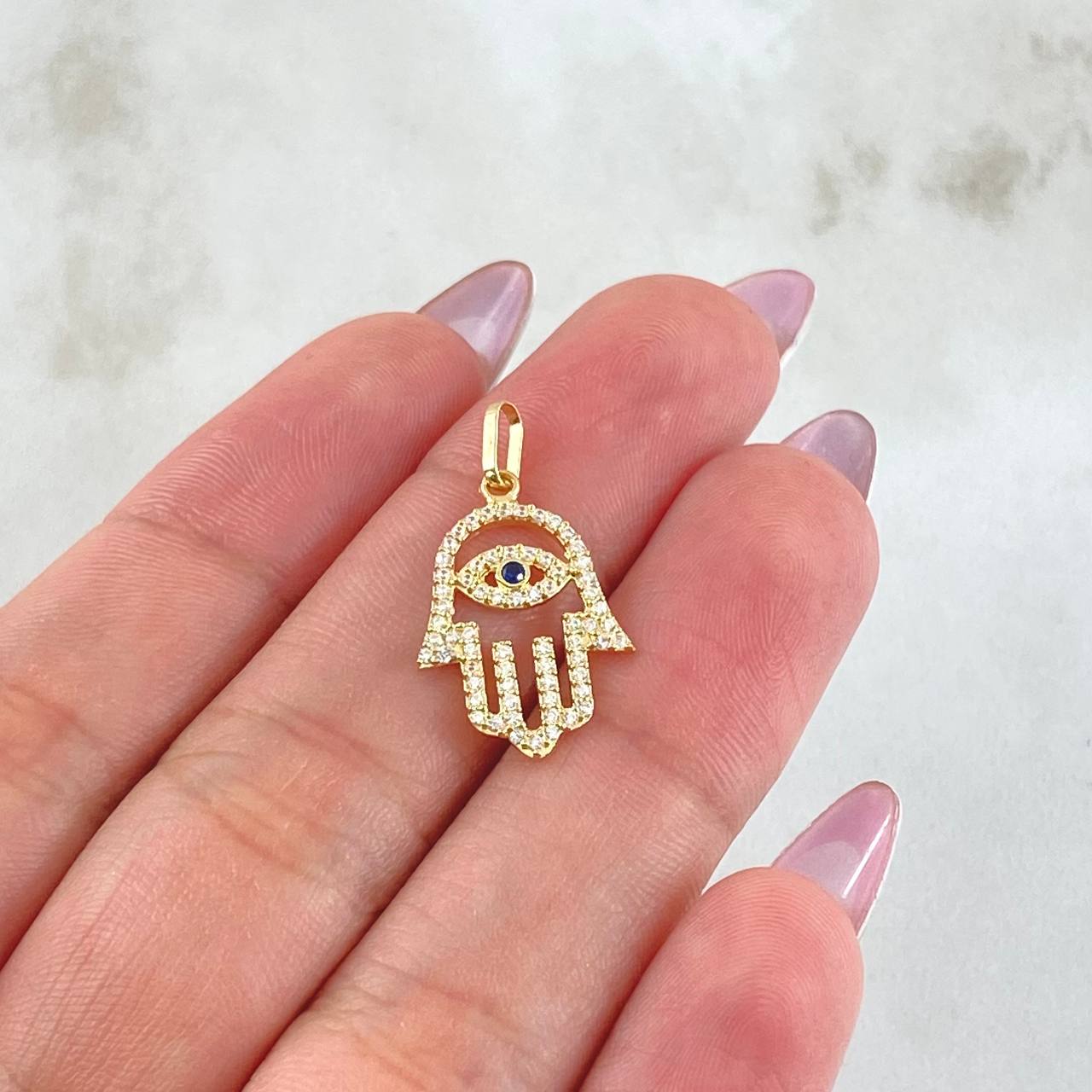 Pendant Hand Hamsa 1.2gr / 1 in / 18K Yellow Gold ©