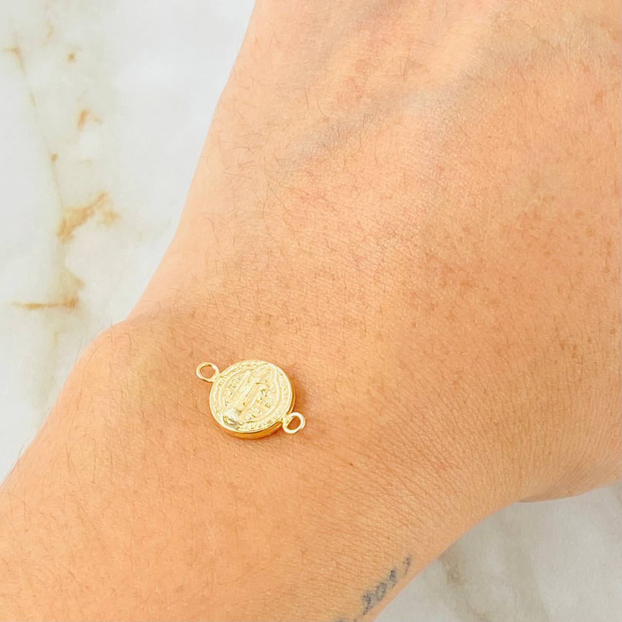Charm San Benito 0.5gr / 3/4 in / Oro Amarillo 18K *