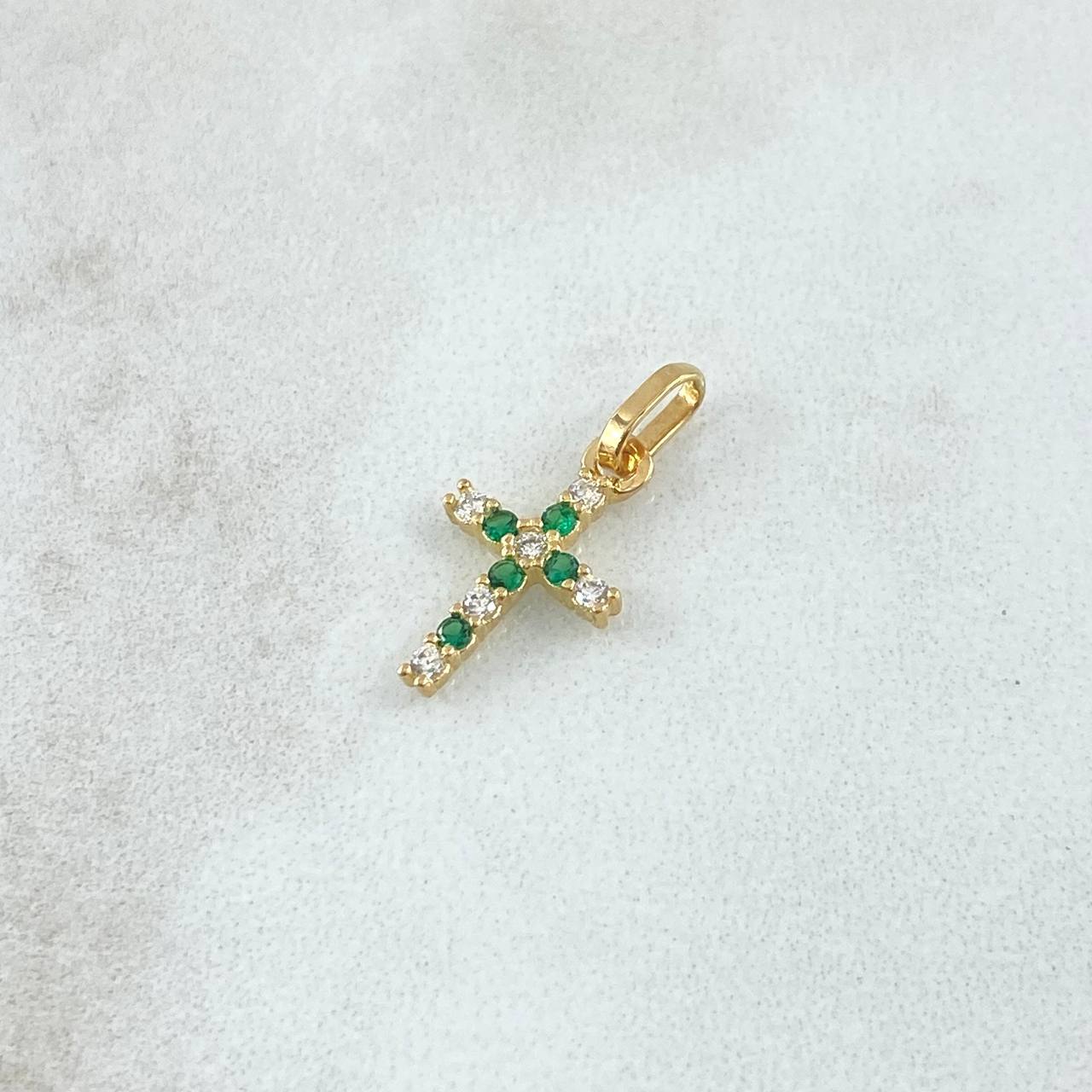 Dije Cruz Basteada Intercalada 0.65gr / 2cm / Circones Blancos Y Verdes Oro Amarillo 18K ©