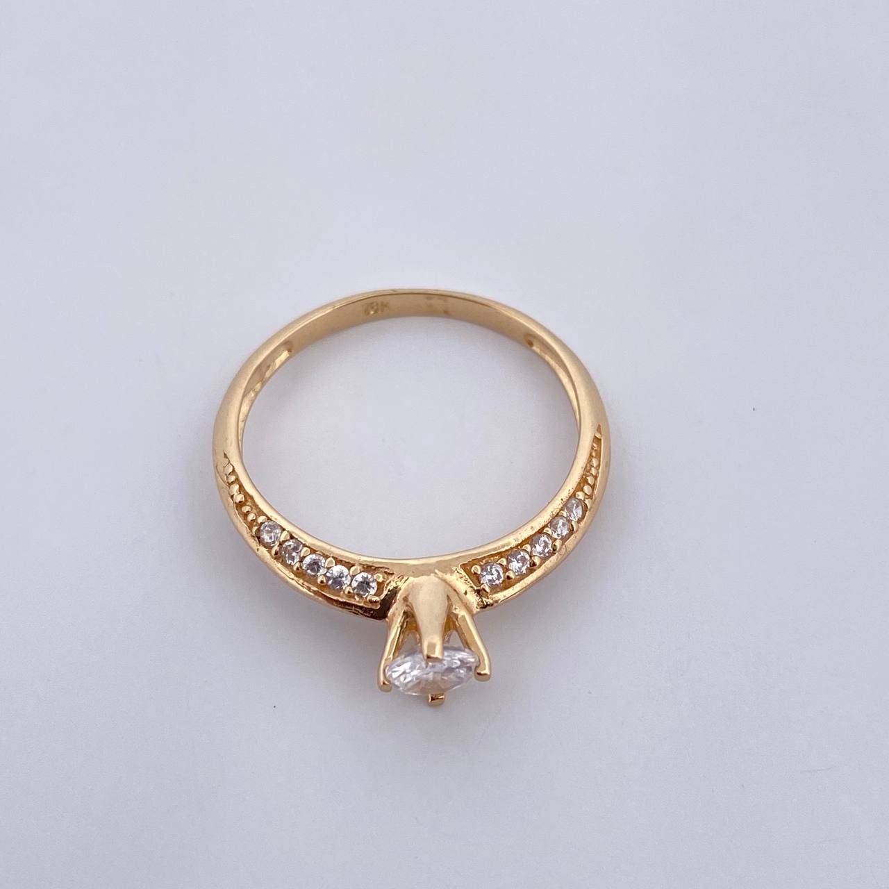 Ring Solitaire 2.15gr / Size 7 / White Zircons 18K Yellow Gold $
