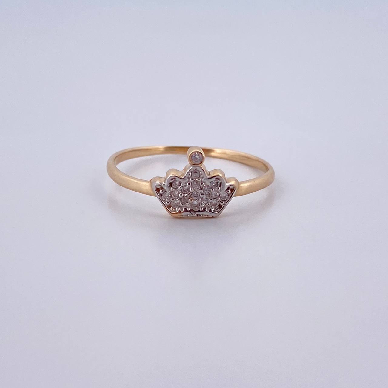 Crown Ring 1.45gr / Size 7 1/2 / White Zircons Two-tone 18K Yellow and White Gold $