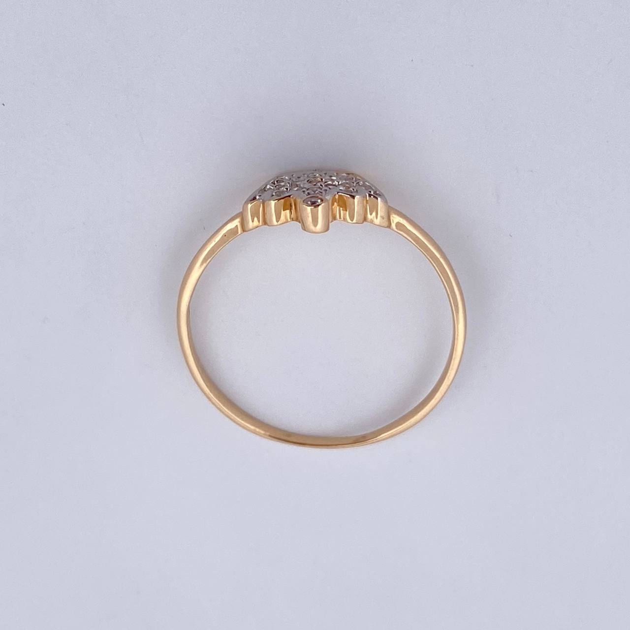 Crown Ring 1.45gr / Size 7 1/2 / White Zircons Two-tone 18K Yellow and White Gold $