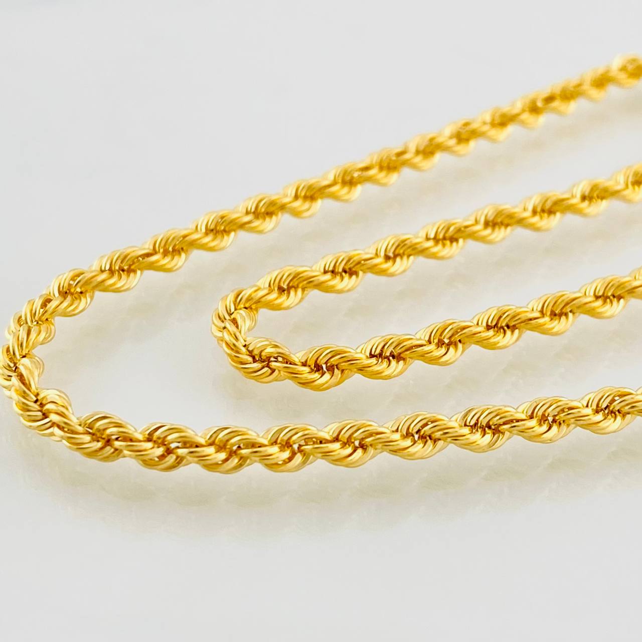Cadena Lazo 7.2g / 24 in / 3.17mm Oro Amarillo 18K
