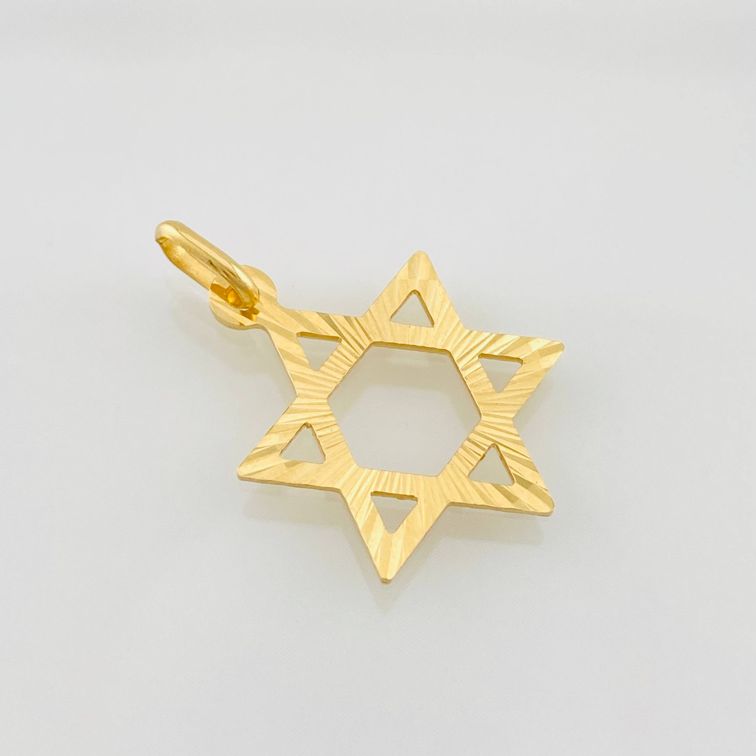 Dije Estrella de David 1.1g / 1 in Oro Amarillo 18K