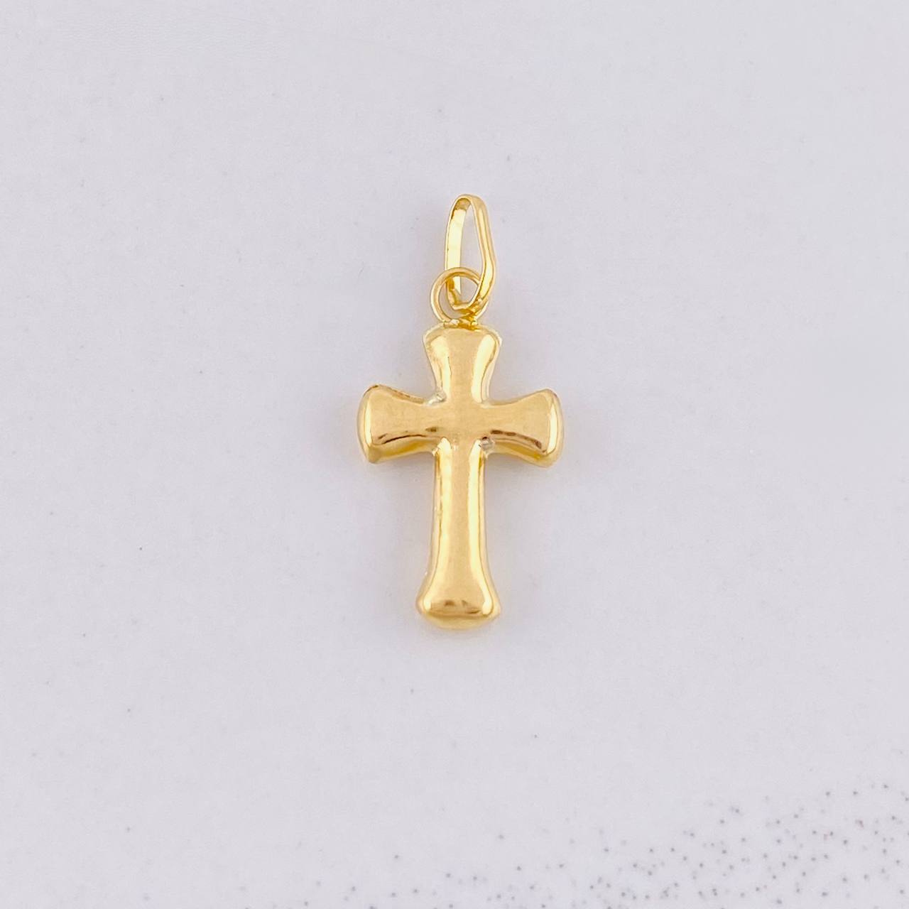 Dije Cruz 0.45g / 3/4 in Oro Amarillo 18K