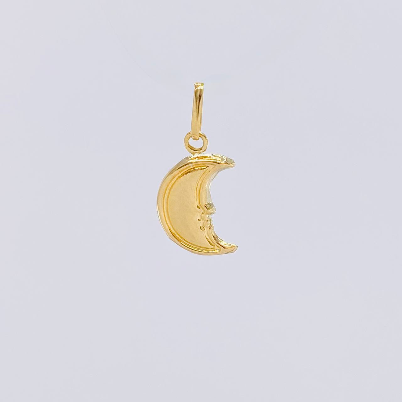 Pendant Plain Crescent Moon 0.55g / 3/4 in 18K Yellow Gold