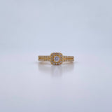 Square Halo Ring 2.45gr / Size 7 1/4 / White Zircons 18K Yellow Gold &
