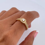 Square Halo Ring 2.45gr / T5 1/4 / White Zircons 18K Yellow Gold &