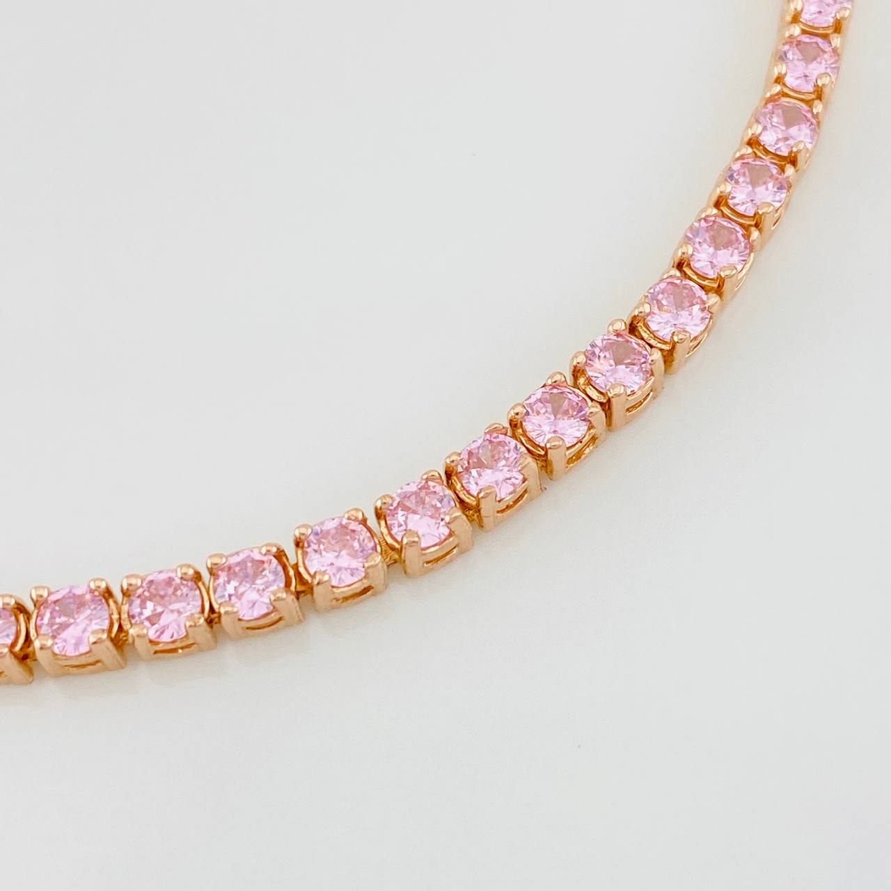 Tennis Bracelet 11.15g / 6 1/4 in / 3.4mm Two-Tone White Rose 18K Gold