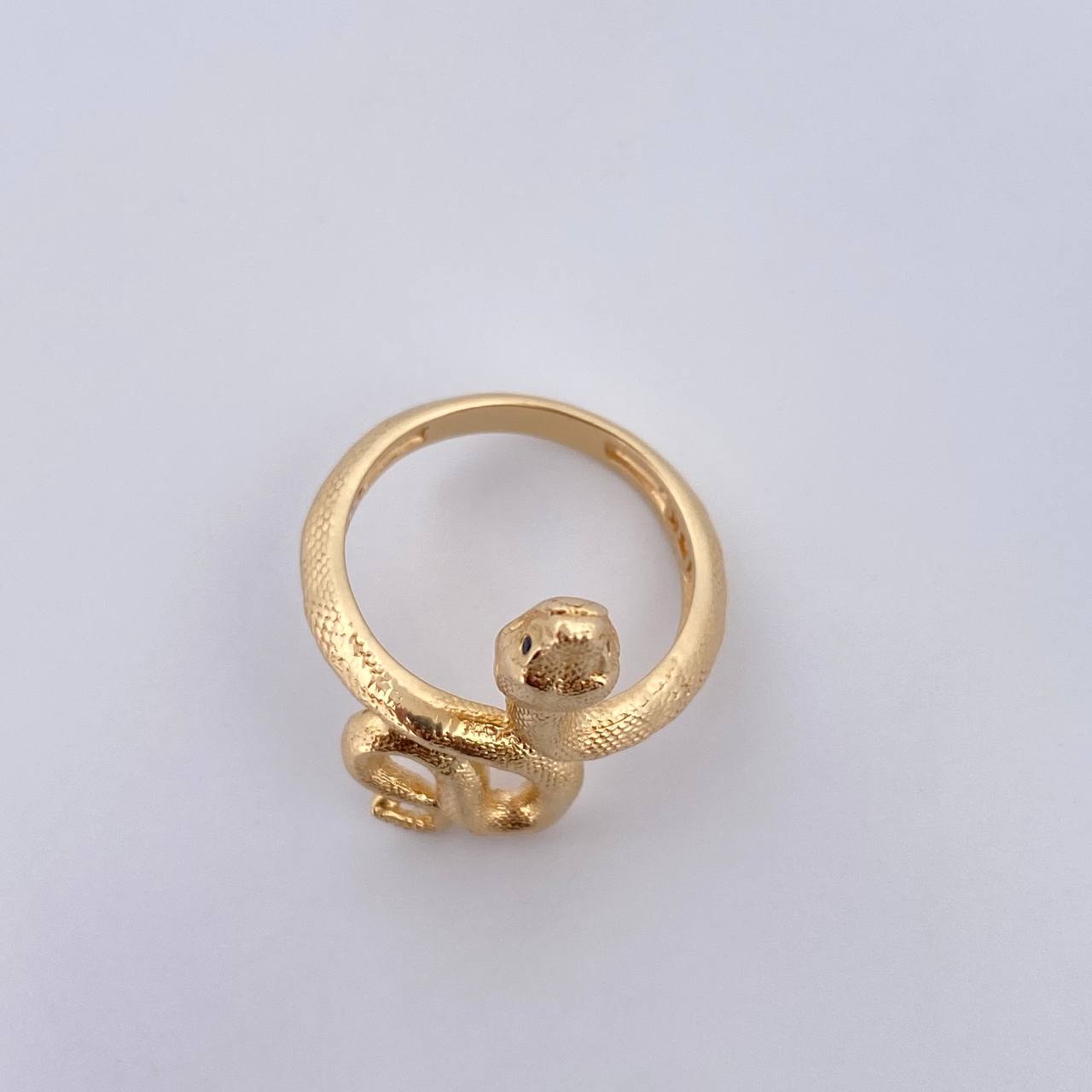 Snake Ring 5.15gr / Size 6 1/2 / Black Zircons 18K Yellow Gold $