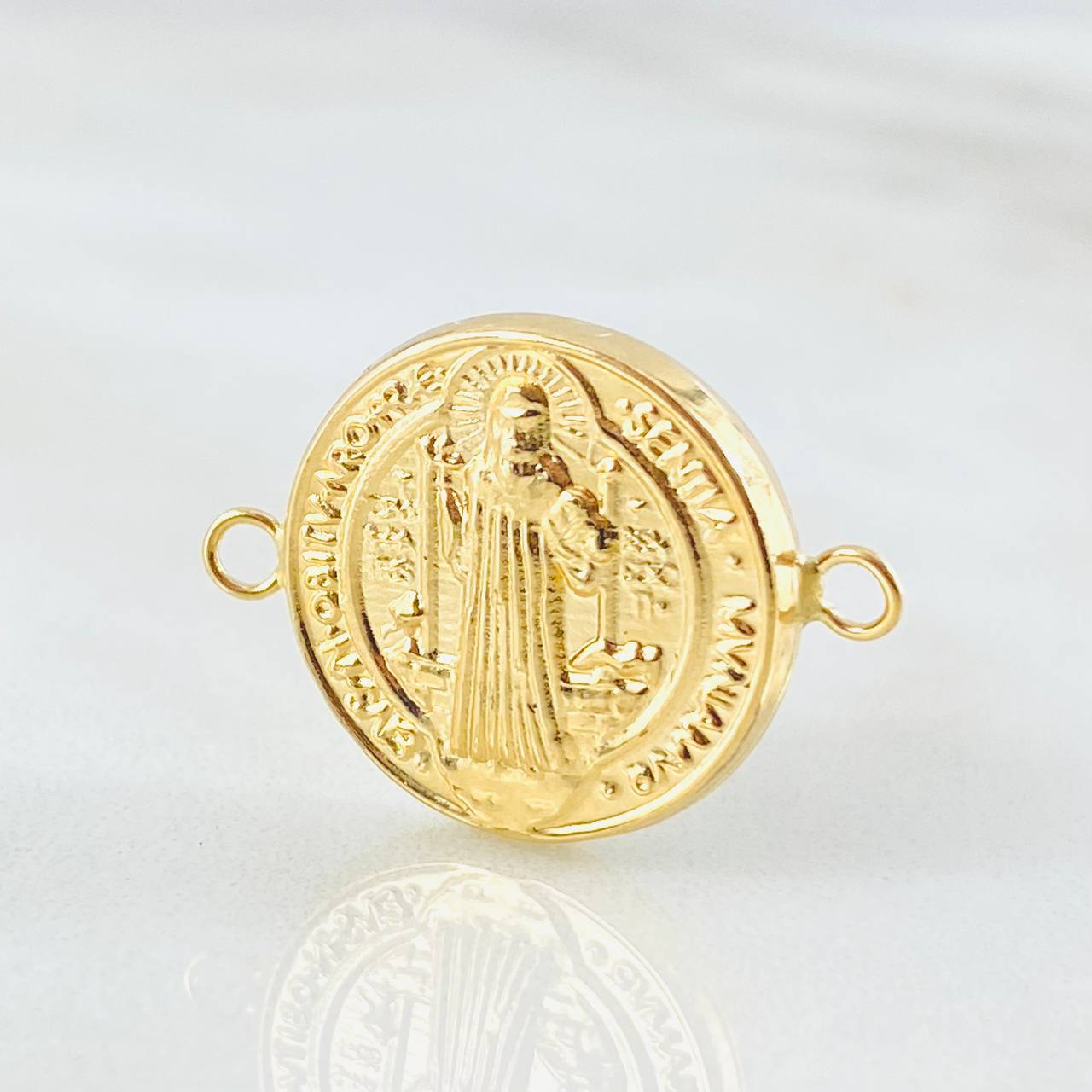 Herraje San Benito 1.1gr / 2.3cm Oro Amarillo 18K ©