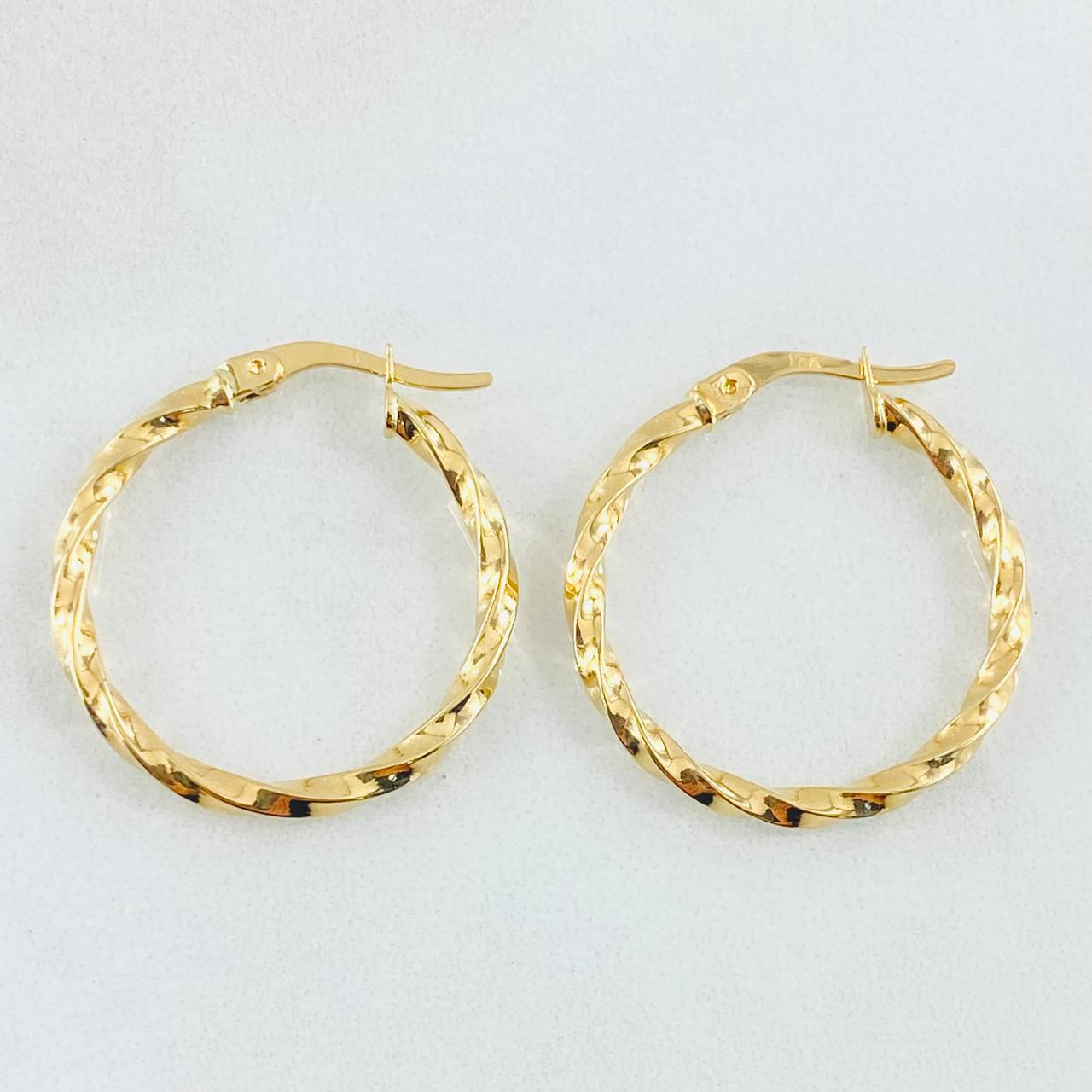 Candongas Yudi 1.7gr / 1 in / Oro Amarillo 18K ©