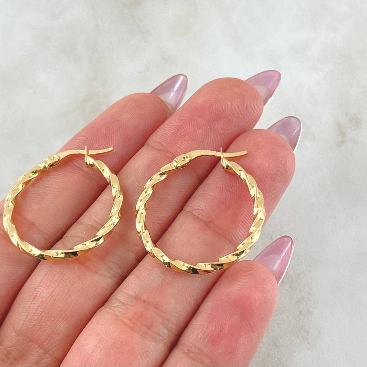Yudi Hoop Earrings 1.7gr / 18K Gold