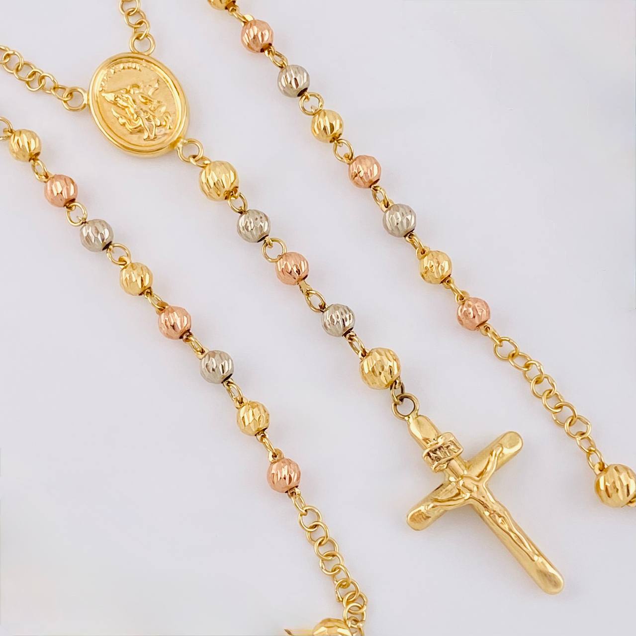 Rosario San Miguel 10.65 g / 22 1/2 in / 4 mm Tres Oros 18K