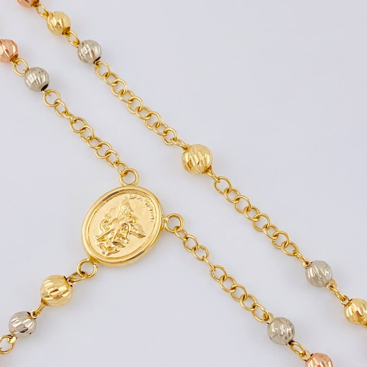 Rosario San Miguel 10.75 g / 22 3/4 in / 4 mm Tres Oros 18K