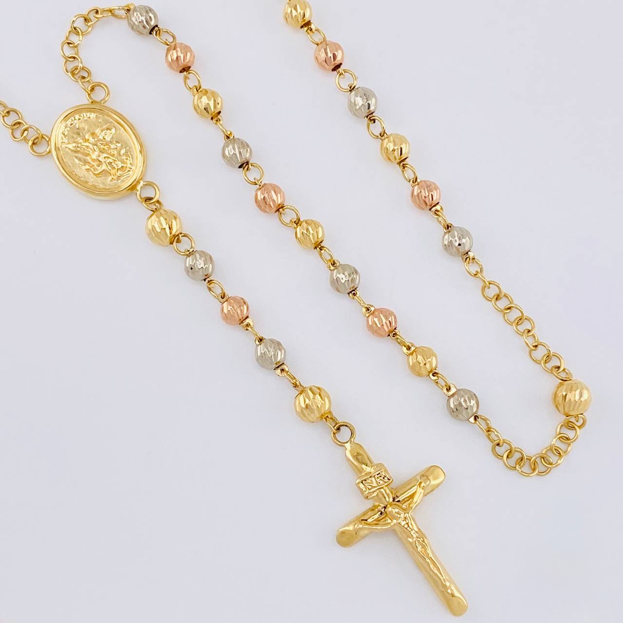 Rosario San Miguel 10.75 g / 22 3/4 in / 4 mm Tres Oros 18K