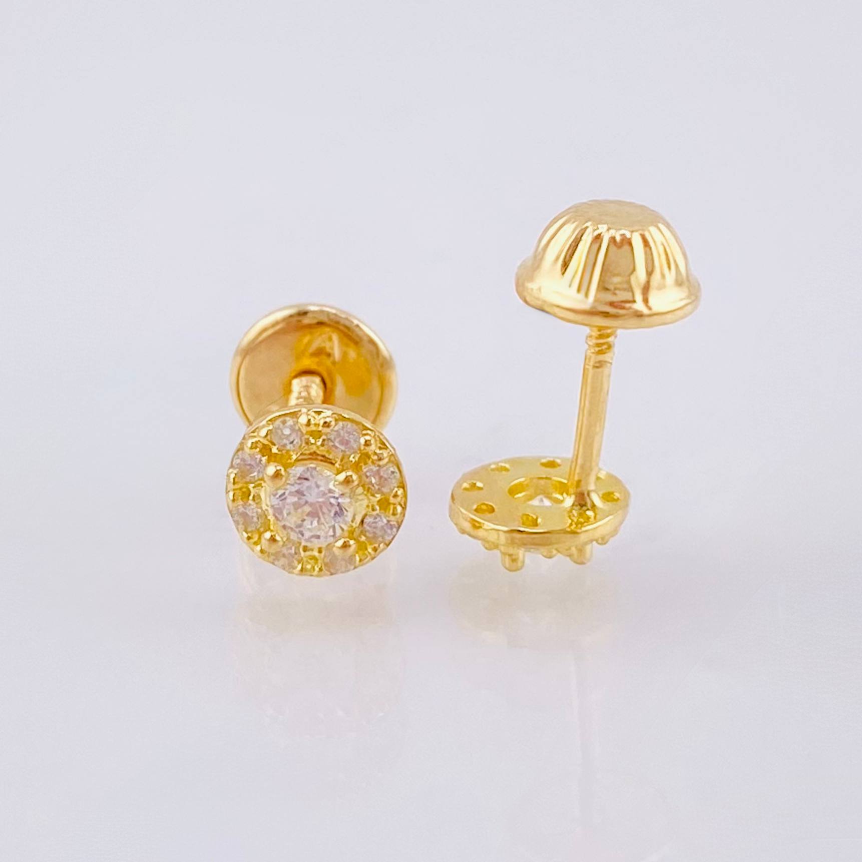 Topos Circulo Halo 0.95gr / 5.5mm Oro Amarillo 18K