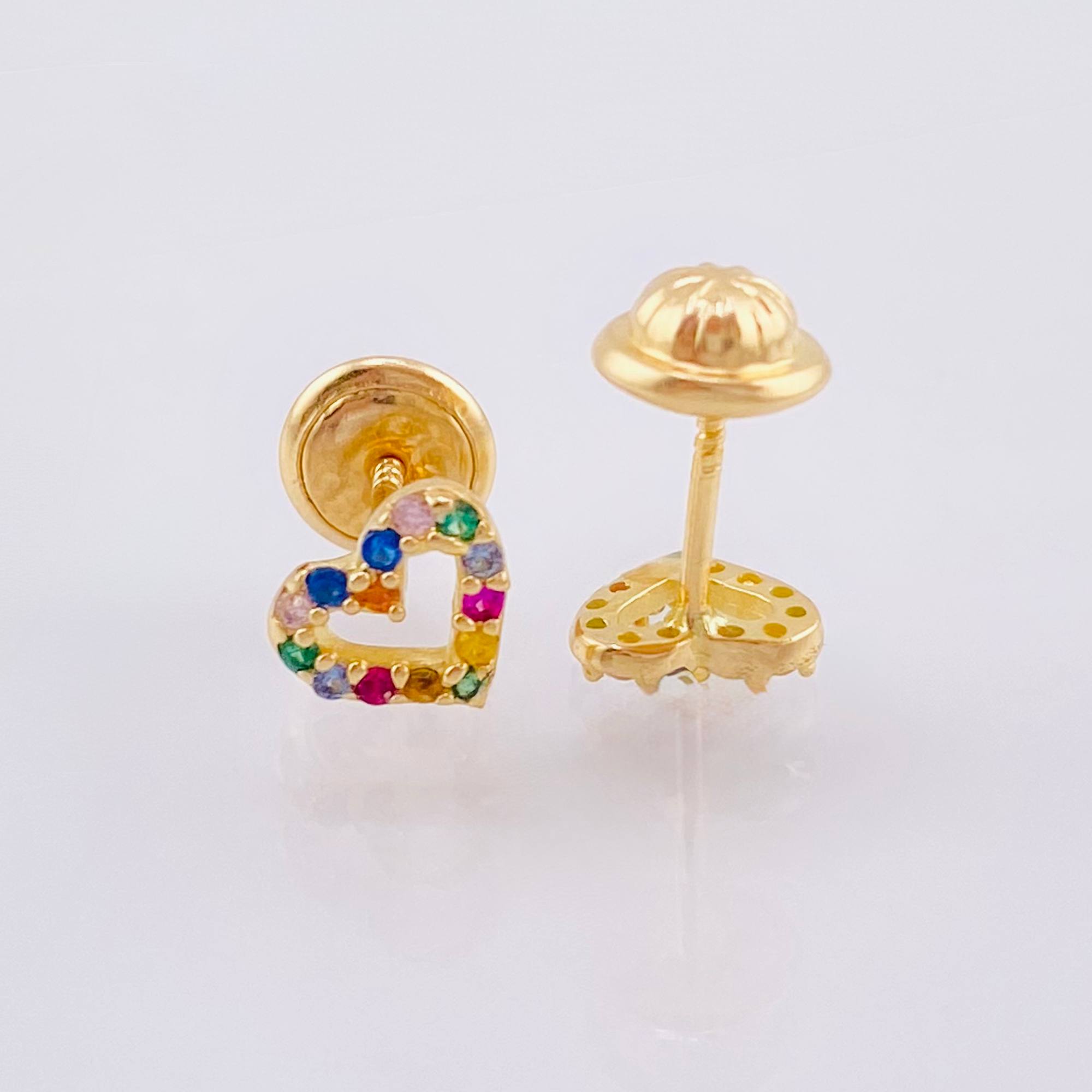 Heart Silhouette Stud Earrings 0.85gr / 5.5mm 18K Yellow Gold