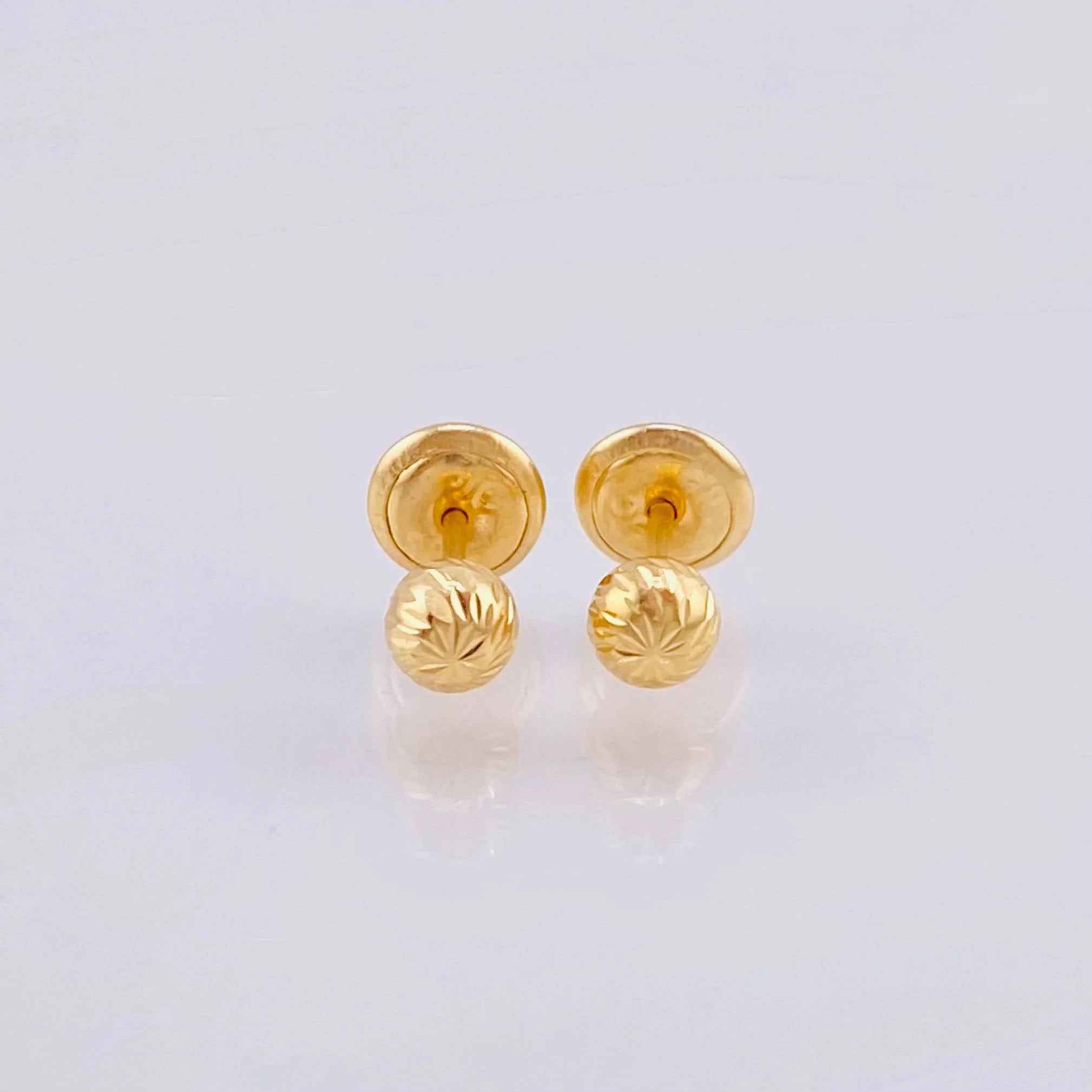 Topos Bola Diamantada 0.6 g / in / 4 mm Oro Amarillo 18K