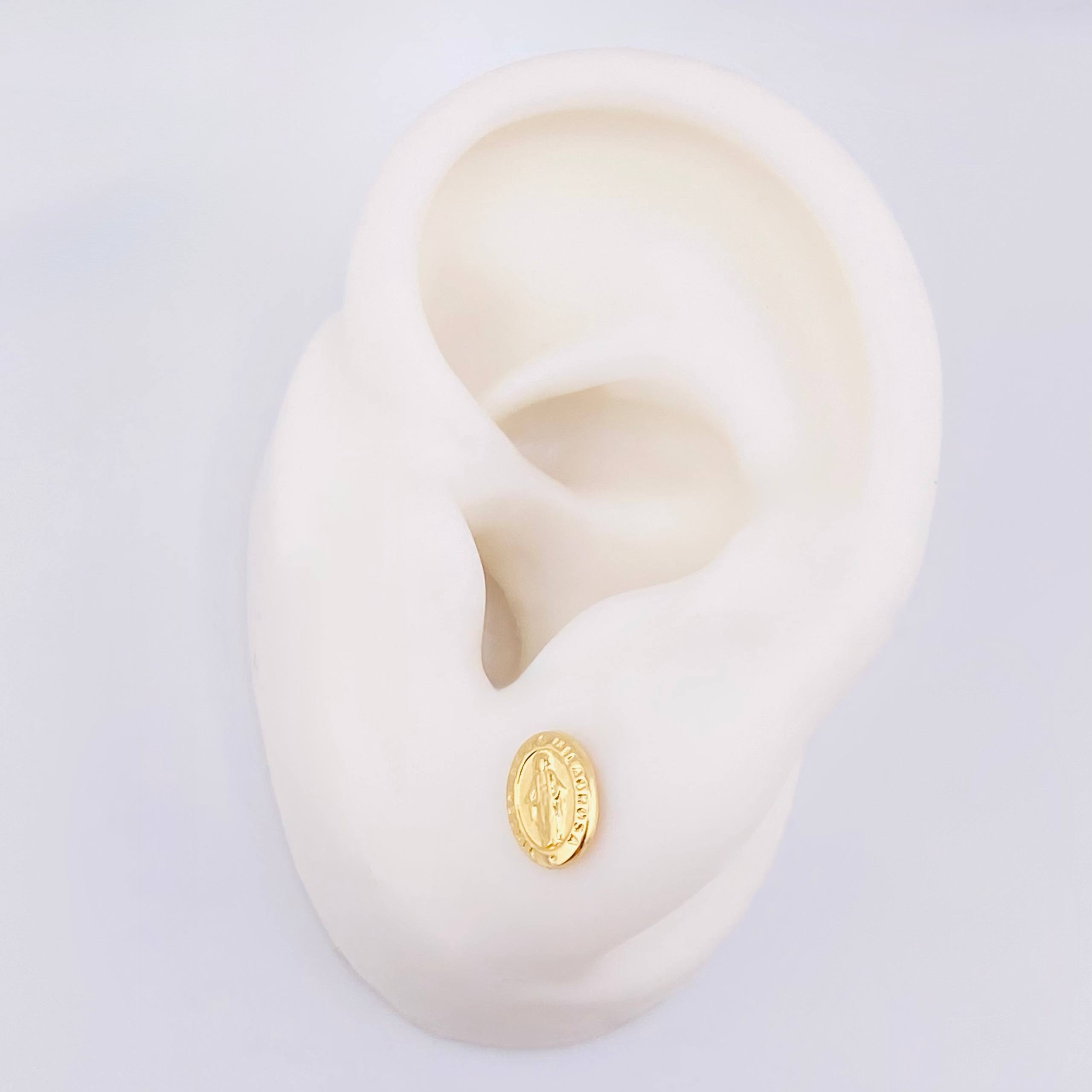 Stud Earrings Miraculous Virgin 0.75gr / 8.2mm Yellow Gold 18K ©